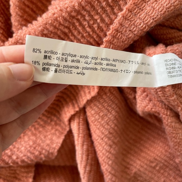 Zara Thick Knit Ribbed T-Shirt - Picture 6 of 7